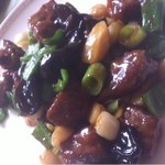 赤坂 四川飯店 - 牛サーロインのオイスター炒め