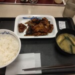 Matsuya - 豚と茄子の辛味噌炒め定食。