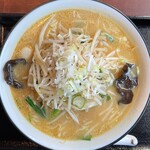 Cha Han Ando Men Jiro Kichi - 味噌らー麺