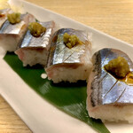 牛たん炭焼き 利久 - 秋刀魚の棒鮨