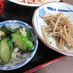 焼きとり かっちゃん - 小鉢も手作り