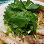 Rock’anDo - グリーン麺ゆずみつば 醤油 肉増し