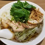 Rock’anDo - グリーン麺ゆずみつば 醤油 肉増し