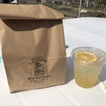 Irie burgers - Irie burgers與柑橘可樂