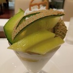 タカノフルーツパーラー - マスクメロンパフェ