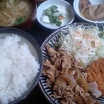 きゃら - ランチの生姜焼き定食