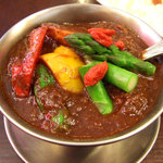 トマト - 和牛ビーフカレー(1680円)＋野菜入り