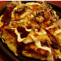 甚六 - お好み焼き豚玉（トッピングに餅＋チーズ）オススメ
