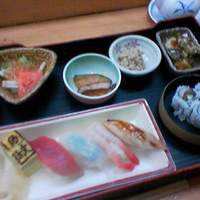 寿司割烹 魚紋 - 1,000円のランチ 寿司割烹 魚紋 - 1,000円のランチ