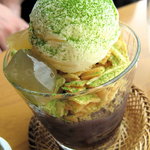 ロビーラウンジ すみれ - 思ったよりデカイっす