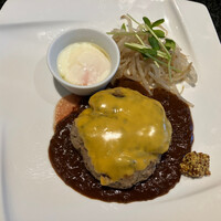 鉄板焼seto - 増量和牛ハンバーグ