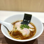 Tanrei Ramen Tsuchinotomi - 鴨×鶏 淡麗醤油らーめん¥800