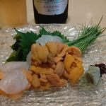 Sushi Tempura Gosakutei - ●ﾗﾝﾁ。単品。中瓶B 715+焼酎ﾎﾞﾄﾙ3850+刺し(鮑ｱﾜﾋﾞ1738X2+ｳﾆ2178)+天ぷら(蓮根418+剣先ｹﾞｿ天748)+炙り銀杏748X2+ふぐ唐揚1408+土産1.5合3278＝17,500円