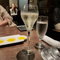 オッジ ダルマット 西麻布店 - スパークリングワイン、フリーフロー