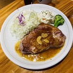 Taishuu Steak Nikuno Suke - 塩ガーリック♫