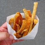 南欧風焼きたてパン　ぜぺっと - シュガースティック￥４０（パンのミミだよ♪）