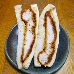 チキンカツサンド￥１５７（サービス品）