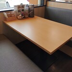 背脂煮干しらーめんと豚丼 誠 - 店内①