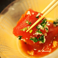 瓢斗 渋谷店 - 造り：戻り鰹　香味ぽん酢掛け