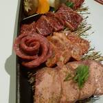 焼肉ドンピシャ - 