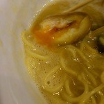 七麺鳥 - 味玉の卵黄のとろ～り感もサイコー！