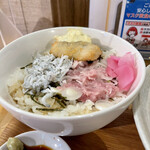 Atataka ya - 鰺フライの『海鮮三昧丼』