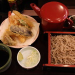 油や - ミニ天ざるそば 1430円(2022年10月)