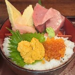 一乃庵 - うに･いくら丼とまぐろ刺身