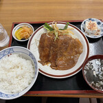 Yoshinari Shiyokudou - 焼肉定食