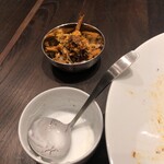 ビリヤニ大澤 - ライタも完食　骨入れはいっぱい