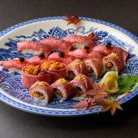 山形牛 にぎり寿司盛り合わせ2〜3人前