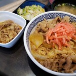 Yoshinoya - 