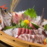 Luxury sashimi boat platter - 8 types of sashimi -