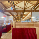 コメダ珈琲店 - 店内