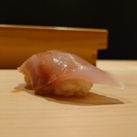 鮨処たけ原 - イサキ