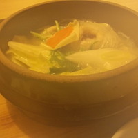 水たき料亭 博多華味鳥 ヒルトンプラザウエスト店 - 煮え立つ鍋の湯気が！！