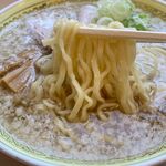 RAMEN RS 改 - 背脂中華そば白の麺