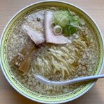 RAMEN RS 改 - 背脂中華そば白のアップ