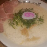 竹内ススル - 鶏白湯ラーメン