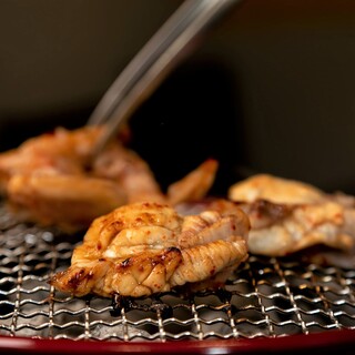 [Popular item] ``Yakifugu'' grilled on a charcoal grill and enjoyed in 3 different ways
