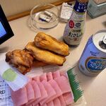 えいこ鮮魚店 - マグロ　500円
                                天ぷら　300円