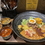 SPICY CURRY 魯珈 - 