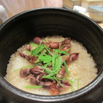 日本料理 晴山 - ホタルイカ、新生姜、三つ葉の炊き込みご飯