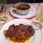 パリのワイン食堂 - 肉！