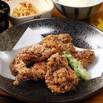 魚河岸料理 魚吉 - マグロ竜田揚げ定食