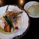 ステーキ・洋食のTANTO屋 - 鯛と魚介のポワレ　2022.10