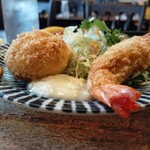 盛よし - エビフライとカニクリームコロッケ