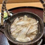 日本料理 太月 - 質高く量少な目コース２３１００円。土瓶蒸し。岡山県産松茸と甘鯛の土瓶蒸しです。松茸の香りが素晴らしかったです（╹◡╹）（╹◡╹）