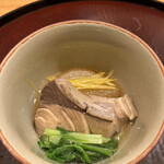 日本料理 太月 - 質高く量少な目コース２３１００円。ぶり大根。品としては、完璧ですが、煮た魚が二品続いたのは。。。量も多いですので、口がややダルくなりました