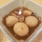 Bam Paiya - 里芋の煮物